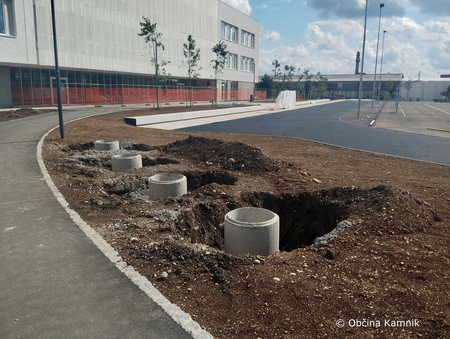Izgradnja novih zunanjih športnih površin med osnovnima šolama (33)